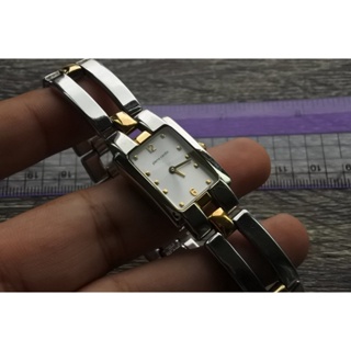 นาฬิกา Vintage มือสองญี่ปุ่น PIERRE CARDEN SWISS ระบบ QUARTZ ผู้หญิง ทรงสี่เหลี่ยม กรอบเงิน หน้าเทา หน้าปัด 20mm