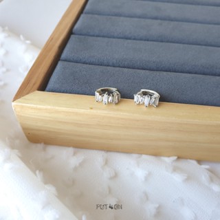 Diamond ear buckle (silver)