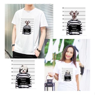 เสื้อยืดพิมพ์ลาย เจ้าตูบนักโทษจอมซน เนื้อผ้า COTTON 100 % ใส่สบาย ระบายความร้อนได้ดี เสื้อ UNISEX สวมใส่ได้ทั้งชายและหญิ