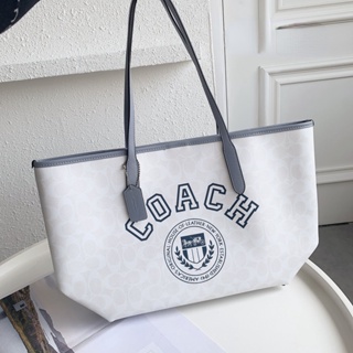 Coach  กระเป๋าสะพายข้า F36674 กระเป๋าผู้หญิง กระเป๋า Varsity Handbag Womens Shoulder Bag Large Capacity Shopping Bag