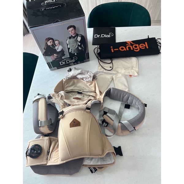 เป้อุ้ม i-angel Dr.Dial