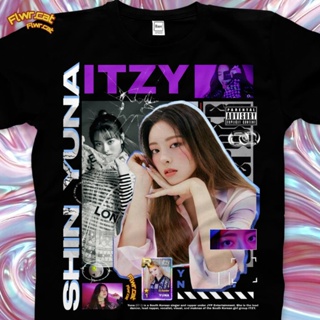 [S-5XL]เสื้อแฟชั่นผญ Camiseta ITZY YUNA para hombre y mujer, ropa de calle flwrcatwear_09