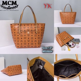 กระเป๋า​สะพาย​ข้าง​ MCM