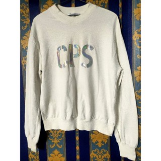 เสื้อสเวตเตอร์สีขาว แขนยาว แต่งตัวหนังสือด้านหน้า คอกลม cps ไซส์m 120-280 อก40-44 ยาว23