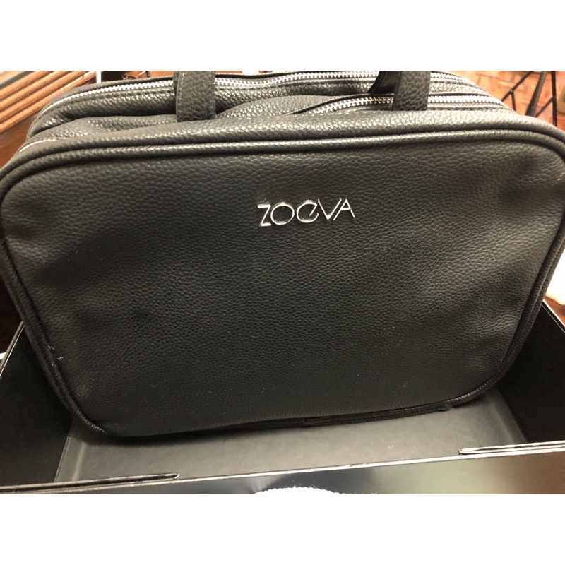 กระเป๋าหนังสีดำ ยี่ห้อ zoeva + แถมถุงผ้า