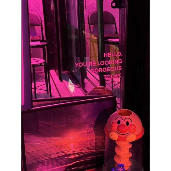 สติ๊กเกอร์ตกแต่งร้าน ✨ HELLO YOU’RE LOOKING GORGEOUS! 💕ติดผนัง ติดกระจก ร้านกาแฟ คาเฟ่ - รูปที่ 2