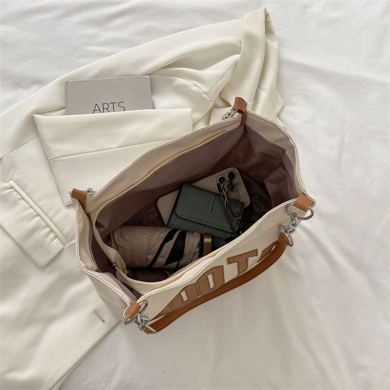 【ลดล้างสต๊อก】miss bag fashion กระเป๋าผู้หญิง กระเป๋าสะพายข้าง รุ่น D-1327