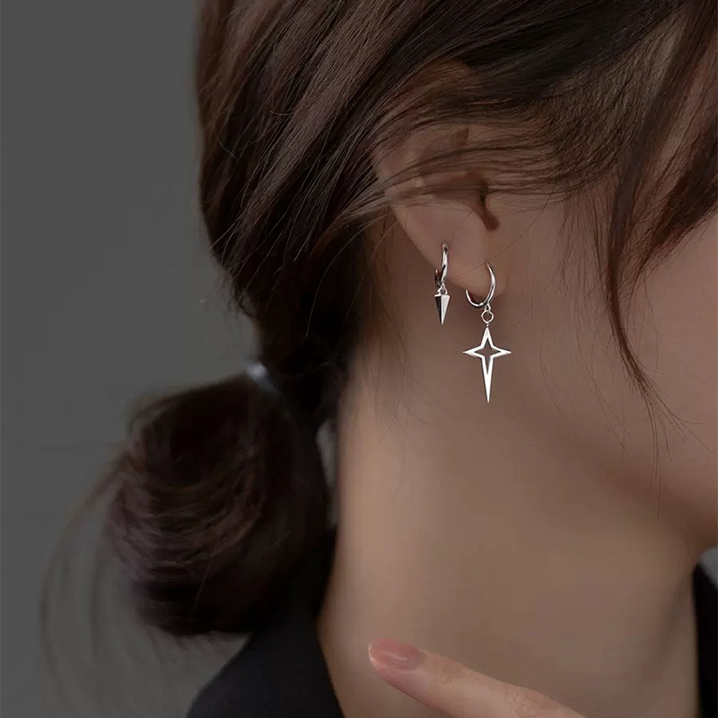 2 ชิ้น / เซต ต่างหูแฟชั่น รูปดาวไม้กางเขน ทรงเรขาคณิต ไม่สมมาตร สไตล์ฮิปฮอป สําหรับผู้ชาย และผู้หญิง