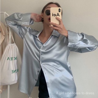 🌷พร้อมส่ง🌷 เสื้อเชิ้ตผ้าซาตินแขนยาวสำหรับผู้หญิงเสื้อเชิ้ตสไตล์ฮ่องกงย้อนยุคทรงหลวม SK500073