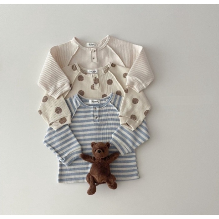 ใหม่ เสื้อยืดลําลอง ผ้าฝ้ายแท้ แขนสั้น คอกลม ทรงหลวม ลายวาฟเฟิล เข้ากับทุกการแต่งกาย สไตล์เกาหลี แฟชั่นฤดูใบไม้ผลิ สําหรับเด็กผู้ชาย และเด็กผู้หญิง 2023 - รูปที่ 7