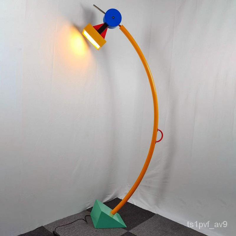 Italian Memphis Art Macaron Decoration Nordic Design Model Room Floor Lamp Children's Room Artistic 