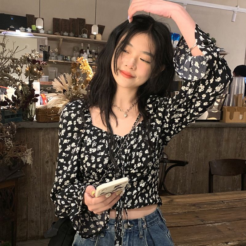 เสื้อเชิ้ตแขนพัฟ คอสี่เหลี่ยม ลายดอกไม้ สไตล์ฝรั่งเศส เหมาะกับฤดูใบไม้ผลิ และฤดูร้อน สําหรับผู้หญิง 2024