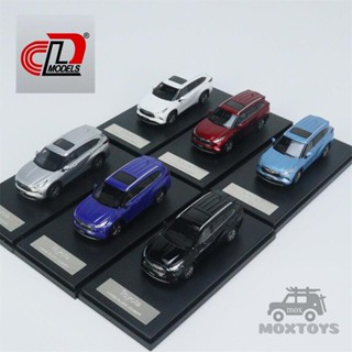 โมเดลรถยนต์ LCD 1:64 Toyota HighLander Diecast