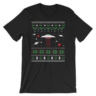 เสื้อยืดแขนสั้น พิมพ์ลาย Sci FI Flying Saucer UFO and Alien Ugly Christmas สําหรับผู้ชาย และผู้หญิง_02