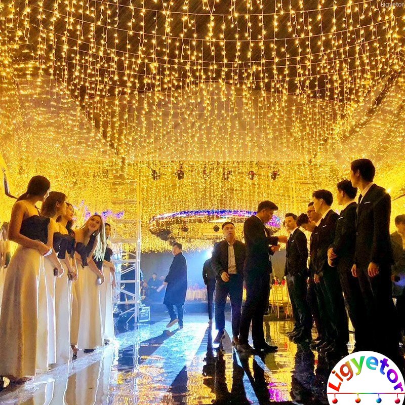 แนะนำ ผ้าม่าน 216/96LED Icicle Fairy ไฟกันน้ํากลางแจ้งคริสต์มาส String Light ผ้าม่านไฟ Party Festival Decor พลังงานแสงอาทิตย์/ปลั๊ก ราคาพิเศษ มีเก็บเงินปลายทาง