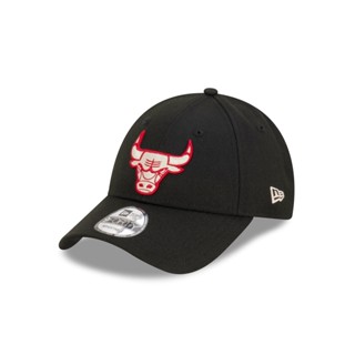 New Era หมวกรุ่น 9FORTY SNAP CHICAGO BULLS BLACK SCARLET BLACK