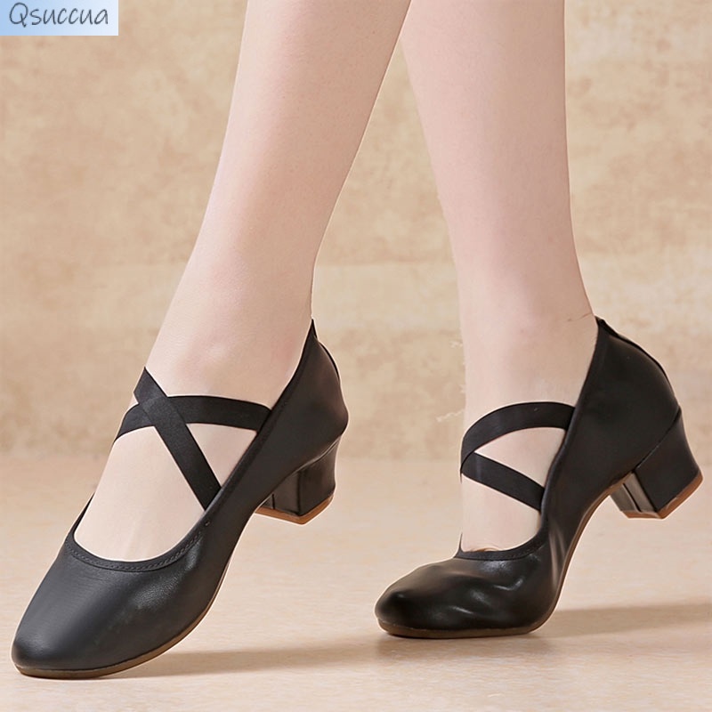 Qsuccua ผู้ใหญ่หญิง Jazz Tango Latin Square Dance ส้นเตี้ยยางนุ่ม Sole Training Dance รองเท้า