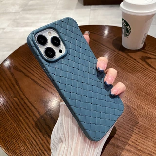 เคสโทรศัพท์มือถือหนังนิ่ม กันกระแทก ระบายอากาศ หรูหรา สําหรับ iPhone 15 14 13 12 11 Pro Max 14 15 Plus