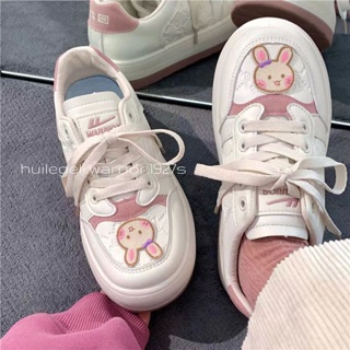 👟2023 ใหม่ลำลองน่ารักน่าเกลียดน่ารักรองเท้าหัวกลมฤดูใบไม้ผลิและฤดูใบไม้ร่วงทุกคู่พื้นหนารองเท้าผู้หญิงสีขาว