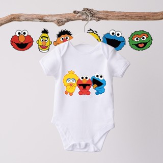 ชุดบอดี้สูทรอมเปอร์ แขนสั้น ลายการ์ตูน Sesame Street สีขาว สําหรับเด็กทารกแรกเกิด