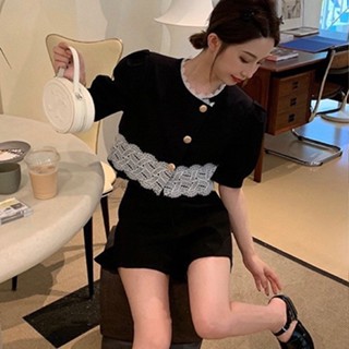 💕✨Hot sale！ชุดเซตสไตล์เกาหลี【เซต2ชิ้น】เสื้อลูกไม้ ✨เสื้อครอป+กางเกงขาสั้น💕คอลูกเรือ ใส่แล้วสวย S-XL