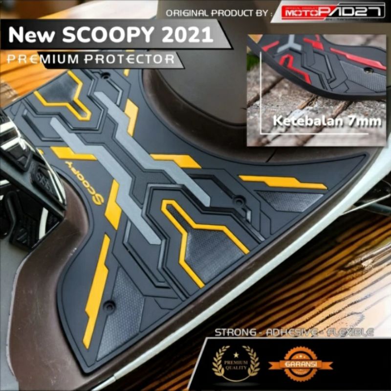 New SCOOPY 2021-2025 RUBBER Motif พรมพักเท้า