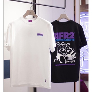 Fr2 Limited Ride on the cart เสื้อยืดแขนสั้น ทรงหลวม พิมพ์ลายกระต่าย สีขาว สําหรับผู้ชาย และผู้หญิง