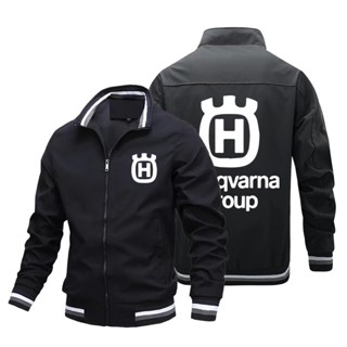 Husqvarna เสื้อแจ็กเก็ตกันหนาว คอปกตั้ง แต่งซิป ลายโลโก้รถจักรยานยนต์ สไตล์ยุโรป และอเมริกา แฟชั่นสําหรับผู้ชาย