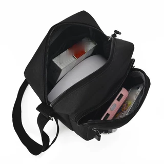 (w240)กระเป๋าสะพายข้างชายใบน้อยเท่ๆสูง20เซ็น 3ซิป แต่งห่วงเงิน vgetbag
