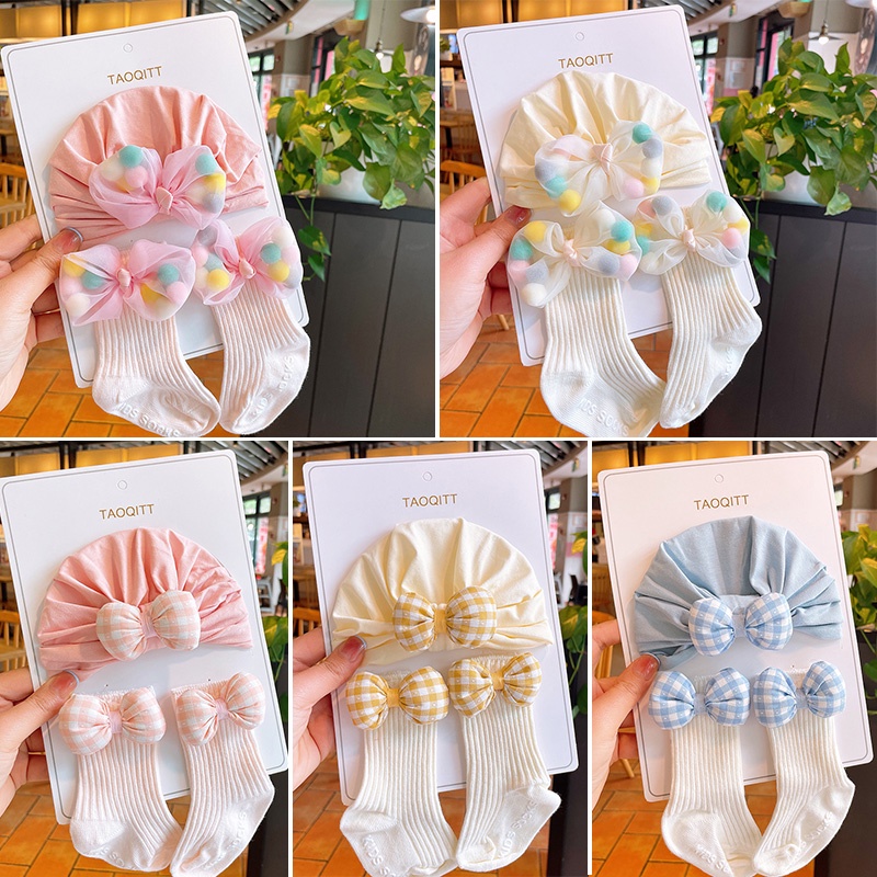 หมวกถุงเท้า ผ้าโพกหัว แบบนิ่ม ประดับโบว์ ยืดหยุ่น น่ารัก เหมาะกับฤดูใบไม้ผลิ และฤดูร้อน สําหรับเด็กทารกแรกเกิด จํานวน 2 ชิ้น