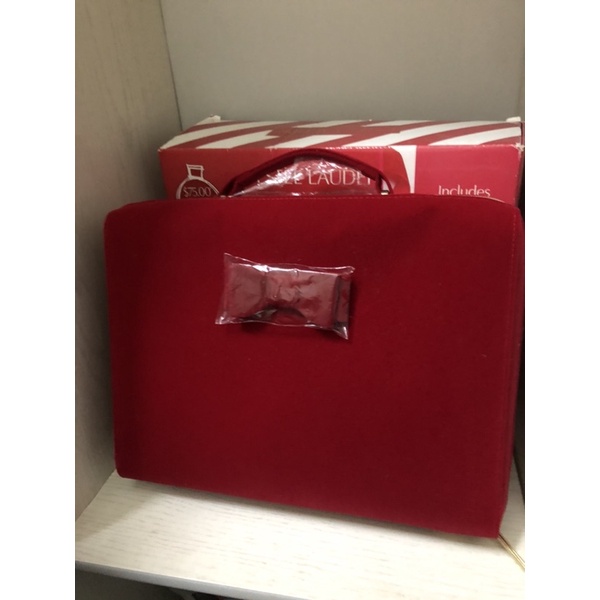 ชุดเครื่องสําอาง Ester Lauder กระเป๋าเดินทางกํามะหยี่สีแดง