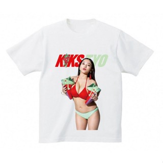 เสื้อยืดผู้ชาย KIKS TYO x JUN AMAKI Tee - DUNK SB HIGH PRO QS "STRAWBERRY COUGH" เสื้อยืดรุ่น