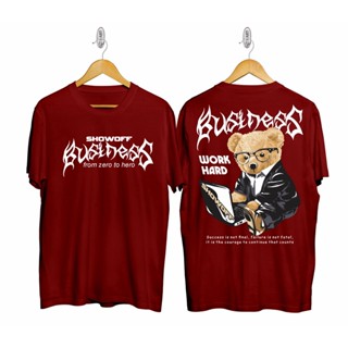 เสื้อยืด ผ้าฝ้าย พิมพ์ลาย Showoff TEDDY BEAR WORK HARD MAROON สําหรับผู้ชาย_02