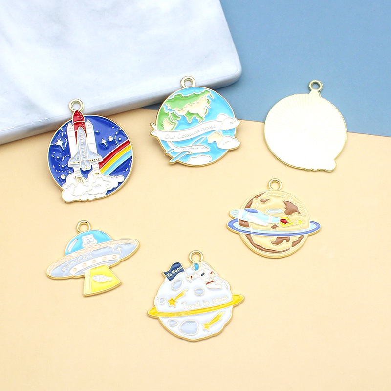จี้พวงกุญแจ รูปจรวดนักบินอวกาศ แฮนด์เมด DIY 096 2 ชิ้น ต่อล็อต