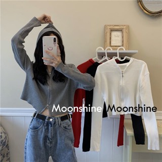 Moon  เสื้อครอป เสื้อสายเดี่ยว ย้อนยุค y2k 2023 NEW ins Stylish Trendy High quality A29J0GC 36Z230909