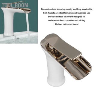 Tool Room เดี่ยวหลุมจับเดี่ยวห้องน้ำ Faucet ทองเหลืองประเภทน้ำตก Water Outlet Washbasin Cold Hot Tap