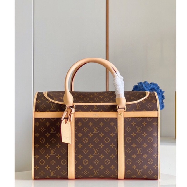 Pre order ราคา10900 Lv Louis Vuitton pet bag กระเป๋าถือกระเป๋าเดินทาง size: