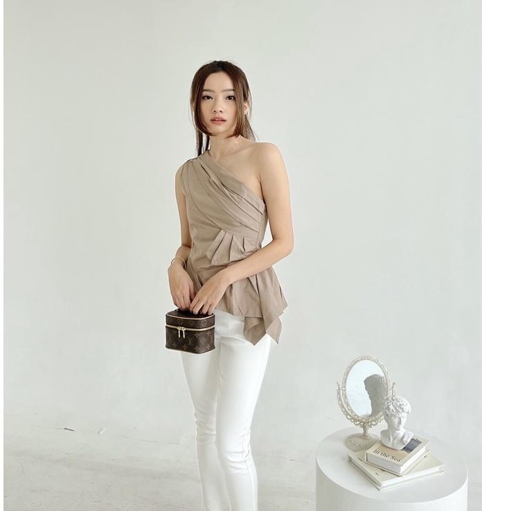 ล่าสุด [Marveile] Blair Top / Womens Tops