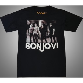 2023เสื้อยืดผ้าฝ้าย เสื้อยืดแขนสั้นผ้าฝ้ายพิมพ์ลาย Bon Jovi สําหรับผู้ชาย