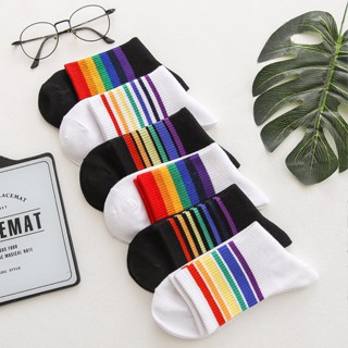 🌈สปอตสินค้า🌈ถุงเท้าผ้าฝ้ายสีรุ้งถุงเท้าลายวิทยาลัยลมเกาหลีถุงเท้าคู่กีฬา
