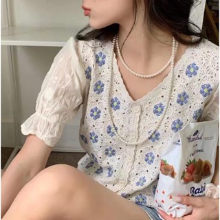 Suxi เสื้อท็อป คอวี ปักลาย ฉลุลาย สองชั้น สําหรับผู้หญิง