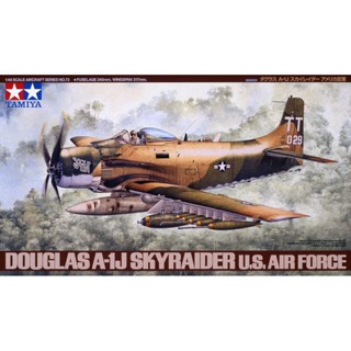 [ชุดโมเดลสเกลประกอบเอง] TAMIYA 61073 1/48 DOUGLAS A-1J SKYRAIDER U. S. AIR FORCE โมเดลทามิย่าแท้ model