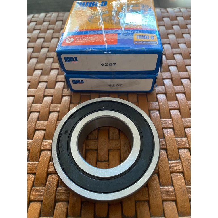 FUTURA/T120SS วงล้อหลัง การแบก 6207 2RS