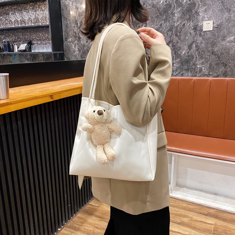 กระเป๋าหนัง กระเป๋าสะพาย ระเป๋ามินิมอล shoulder bag
