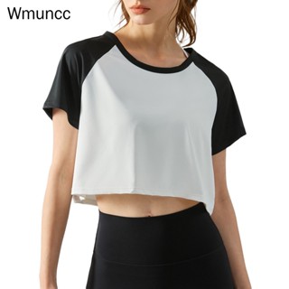 Wmuncc 2023 เสื้อครอปท็อปแขนสั้นลําลอง ทรงหลวม สีตัดกัน เหมาะกับการวิ่ง เล่นกีฬา ฟิตเนส โยคะ สําหรับผู้หญิง