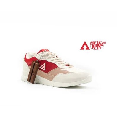 Aerostreet x KitKat*