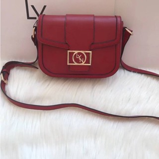 กระเป๋า  LYN Joli Crossbody สาวลินไม่ควรพลาดไอเทมไหม่ปรับสายได้เยอะ