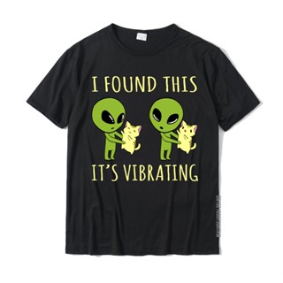 เสื้อยืด ผ้าฝ้าย พิมพ์ลาย I Found This Its Vibrating Funny Alien Cat สไตล์เกาหลี สําหรับผู้ชาย_02