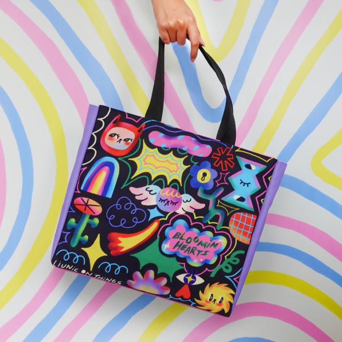 กระเป๋าโท้ต Happy Place - Liunic on Things