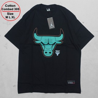 เสื้อผู้ชายเท่ เสื้อคู่วินเทจ เสื้อยืดแฟชั่น☒เสื้อยืดพรีเมี่ยม MIRROR CHICAGO BULLS STABILO 1:1 Tee ขนาด: S-4XL